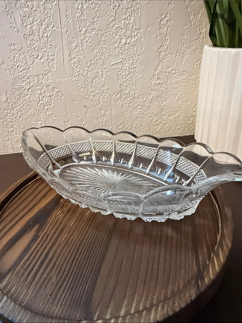 Vintage Pressed Glass Oval Dish – Starburst Design – Clear Scalloped Edge Candy